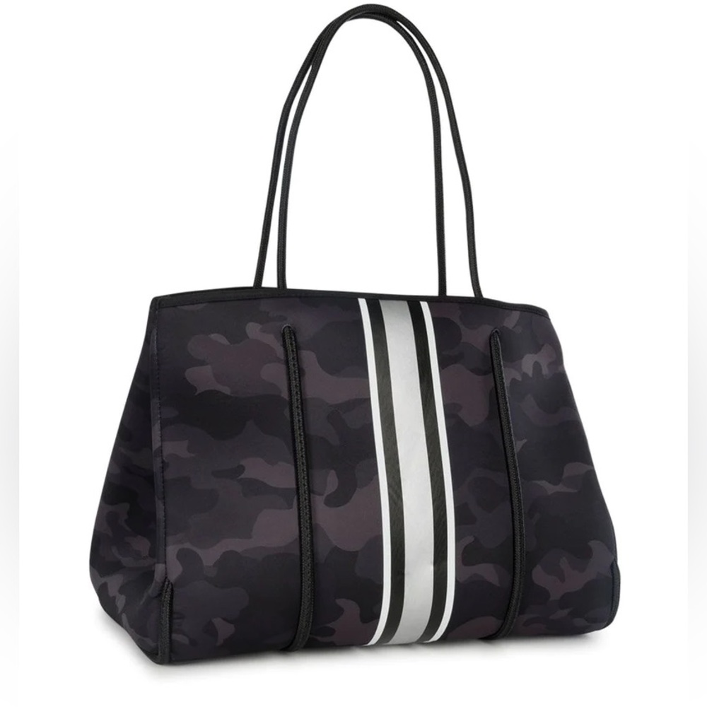 🖤HAUTE SHORE TOTE BAG🖤